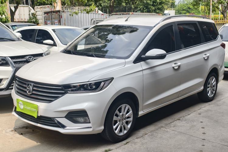 Used Baojun 360 2018 1.5L Automatic Elite Version National V Guazi used car, China used car export, Used car for sale, Used cars, Cheapest cars for sale