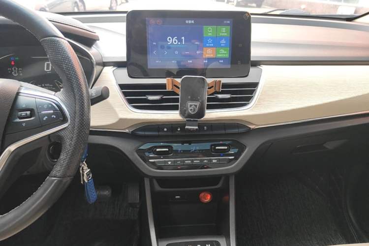 Used Baojun 360 2018 1.5L Automatic Luxury Version China V Audio And AC Panel