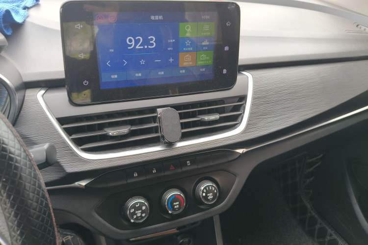 Used Baojun 360 2018 1.5L Automatic Elite Version National V Audio And AC Panel