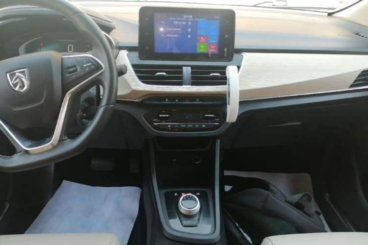 Used Baojun 360 2018 1.5L Automatic Luxury Version China V Audio And AC Panel