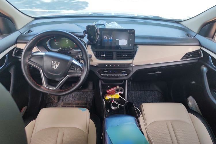 Used Baojun 360 2018 1.5L Automatic Luxury Version China V Center Console