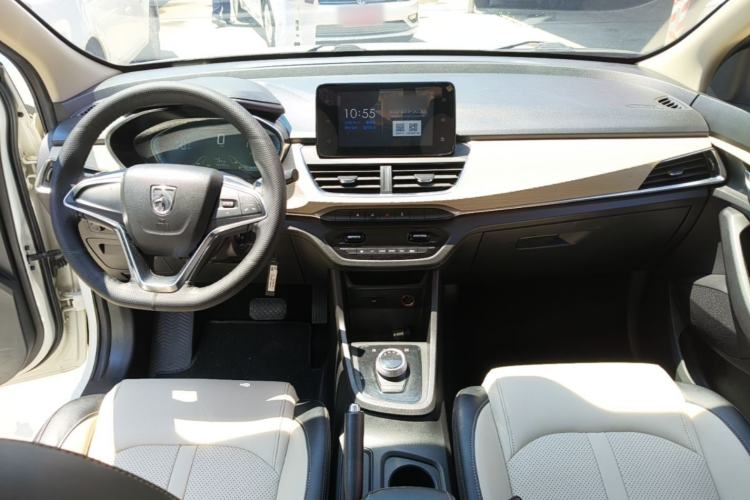 Used Baojun 360 2018 1.5L Automatic Luxury Version China V Center Console
