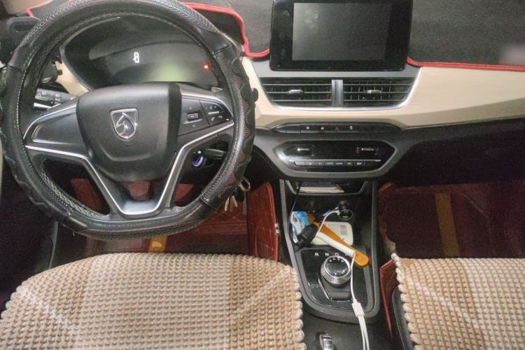 Used Baojun 360 2018 1.5L Automatic Luxury Version China V Center Console