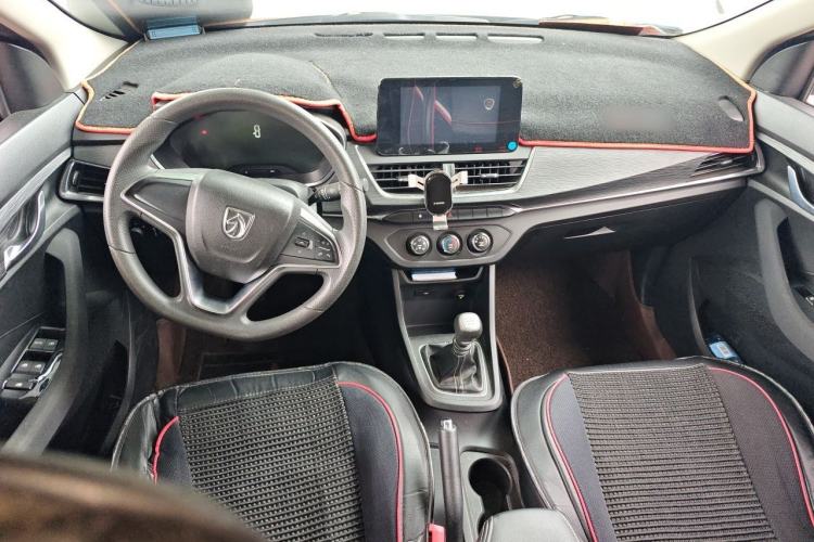 Used Baojun 360 2018 1.5L Manual Elite Version National V Center Console