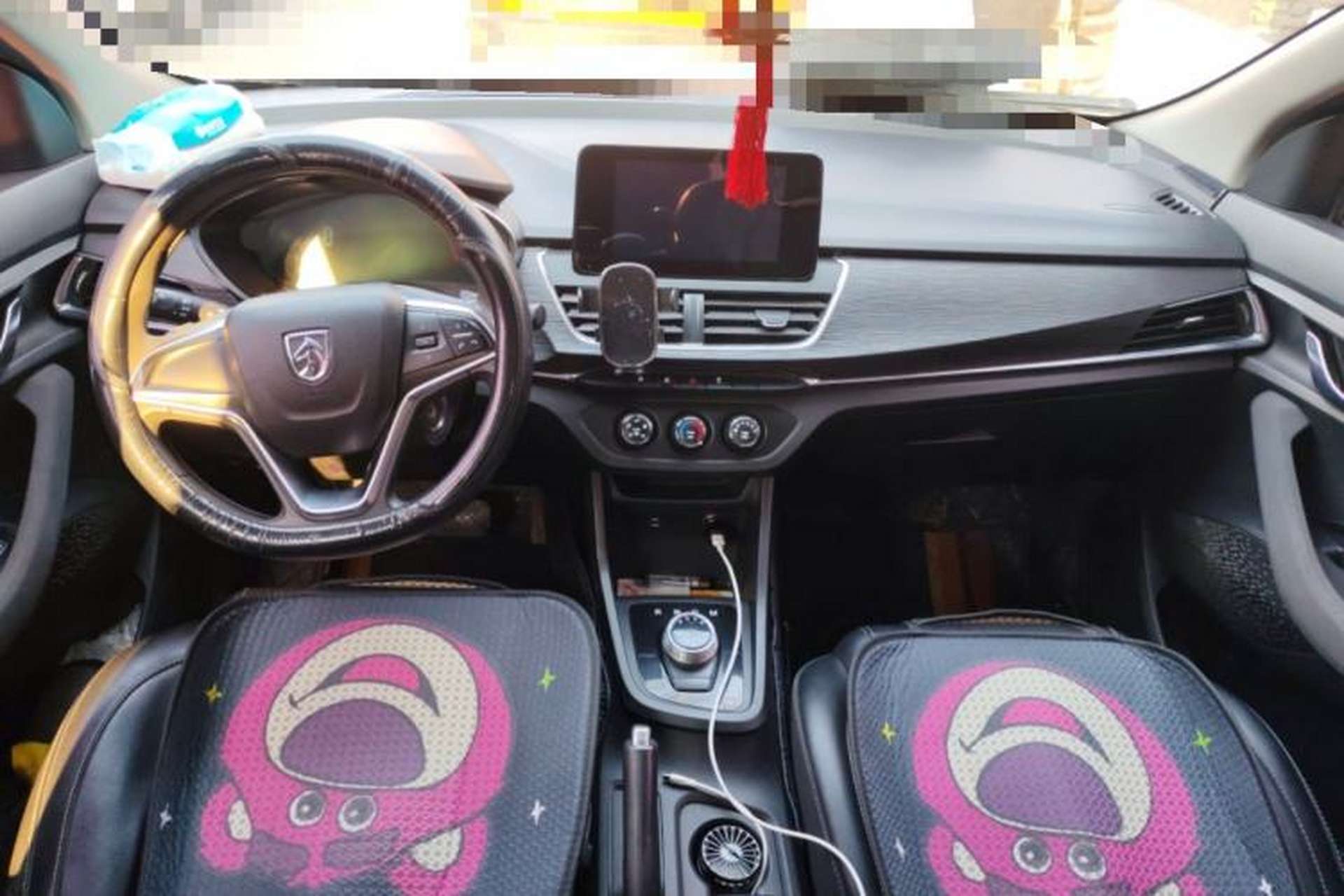Used Baojun 360 2018 1.5L Automatic Elite Version National V Center Console