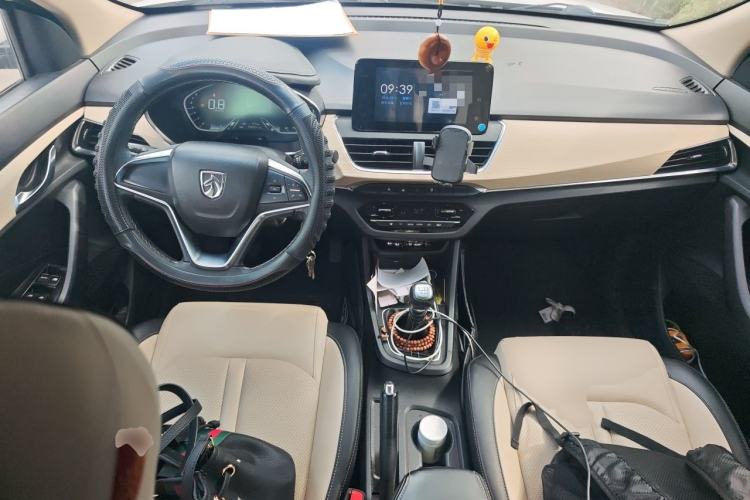 Used Baojun 360 2018 1.5L Manual Luxury Edition China V Center Console