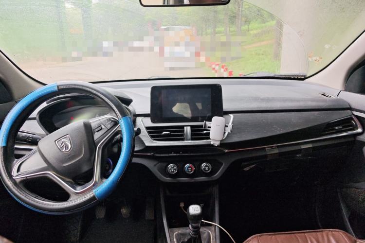 Used Baojun 360 2018 1.5L Manual Elite Version National V Center Console