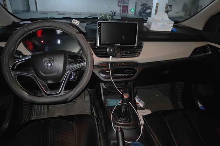 Used Baojun 360 2018 1.5L Manual Luxury Edition China V Center Console