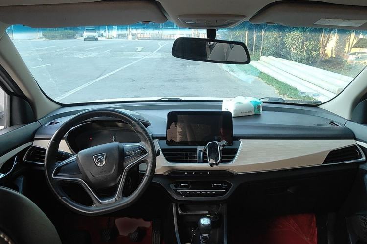 Used Baojun 360 2018 1.5L Manual Luxury Edition China V Center Console