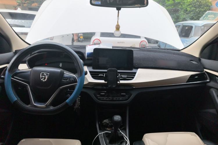 Used Baojun 360 2018 1.5L Manual Luxury Edition China V Center Console