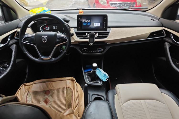 Used Baojun 360 2018 1.5L Manual Luxury Edition China V Center Console
