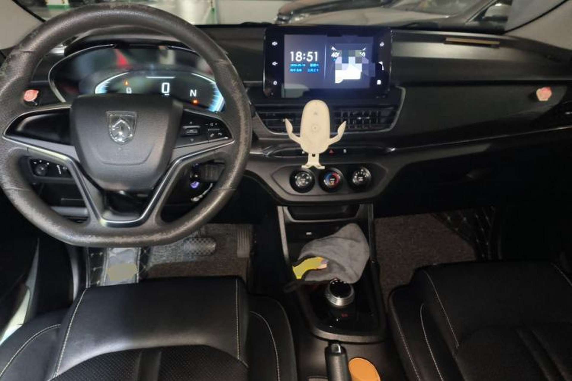 Used Baojun 360 2018 1.5L Automatic Elite Version National V Center Console