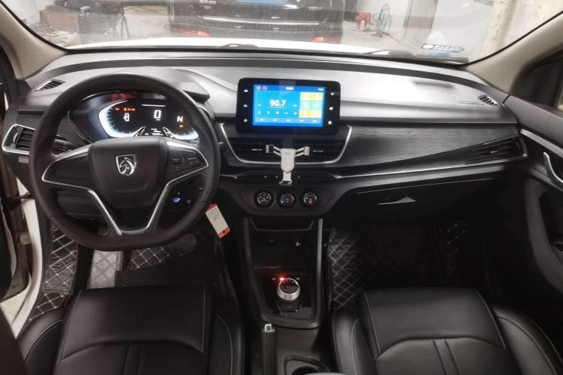 Used Baojun 360 2018 1.5L Automatic Elite Version National V Center Console