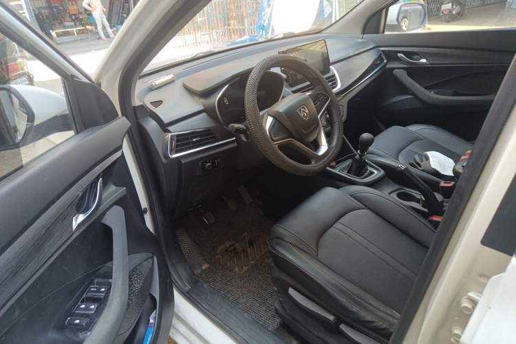 Used Baojun 360 2018 1.5L Manual Elite Version National V Driver Seat
