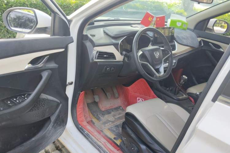 Used Baojun 360 2018 1.5L Manual Luxury Edition China V Driver Seat