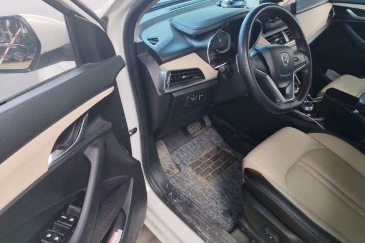 Used Baojun 360 2018 1.5L Automatic Luxury Version China V Driver Seat