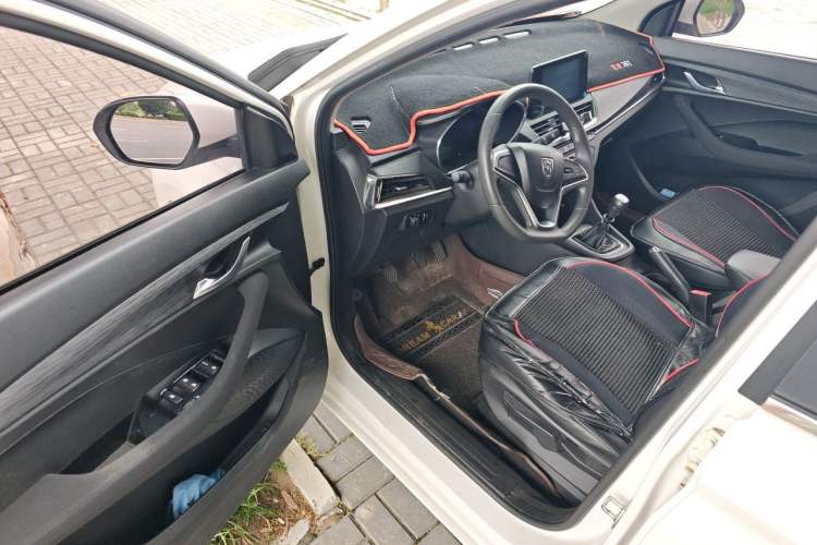 Used Baojun 360 2018 1.5L Manual Elite Version National V Driver Seat