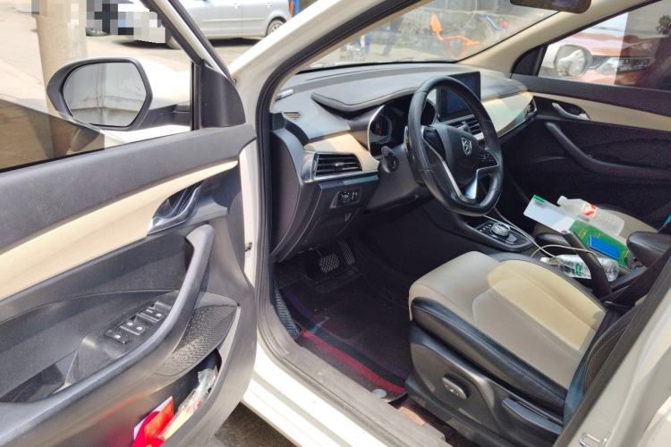 Used Baojun 360 2018 1.5L Automatic Luxury Version China V Driver Seat