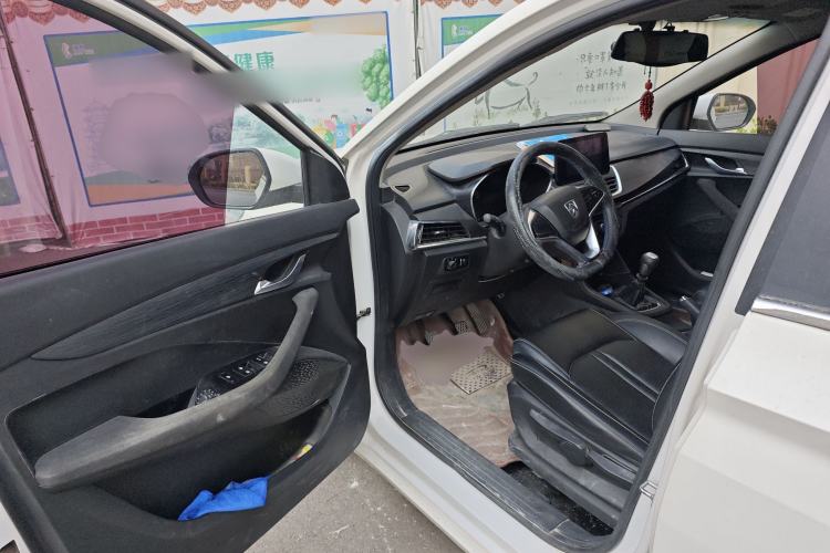 Used Baojun 360 2018 1.5L Manual Elite Version National V Driver Seat