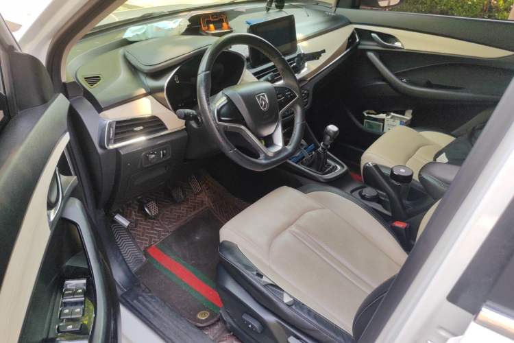 Used Baojun 360 2018 1.5L Manual Luxury Edition China V Driver Seat