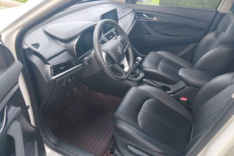 Used Baojun 360 2018 1.5L Manual Elite Version National V Driver Seat