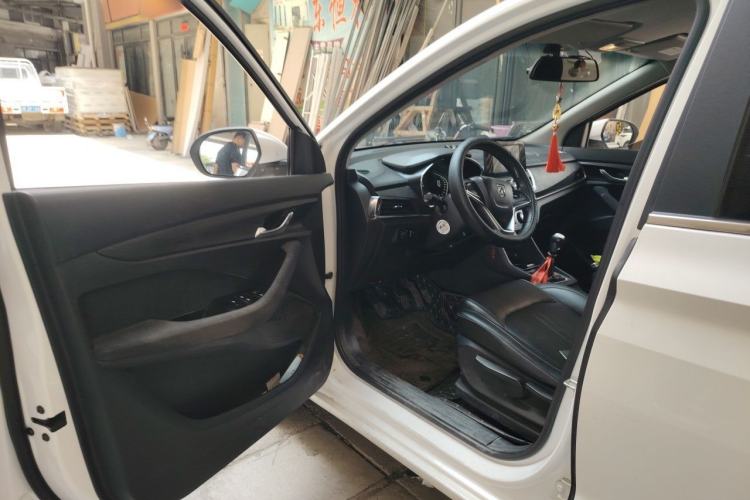 Used Baojun 360 2018 1.5L Manual Elite Version National V Driver Seat