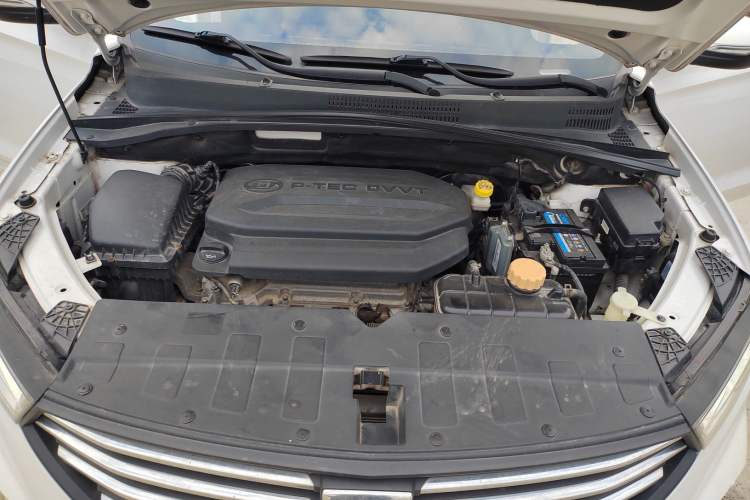Used Baojun 360 2018 1.5L Manual Elite Version National V Engine Bay