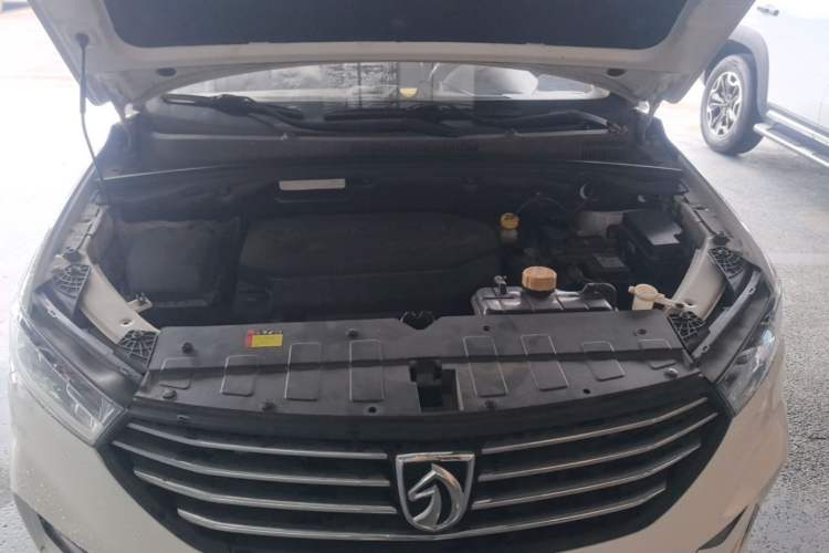 Used Baojun 360 2018 1.5L Automatic Elite Version National V Engine Bay