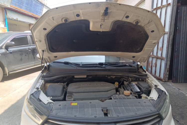 Used Baojun 360 2018 1.5L Manual Elite Version National V Engine Bay