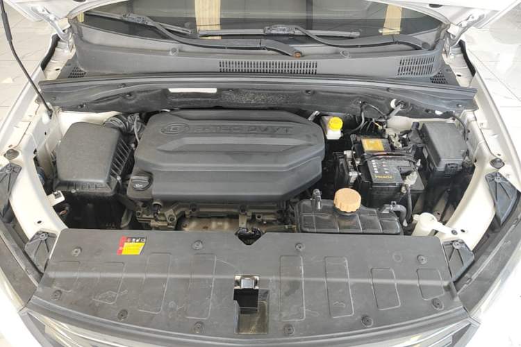 Used Baojun 360 2018 1.5L Automatic Luxury Version China V Engine Bay