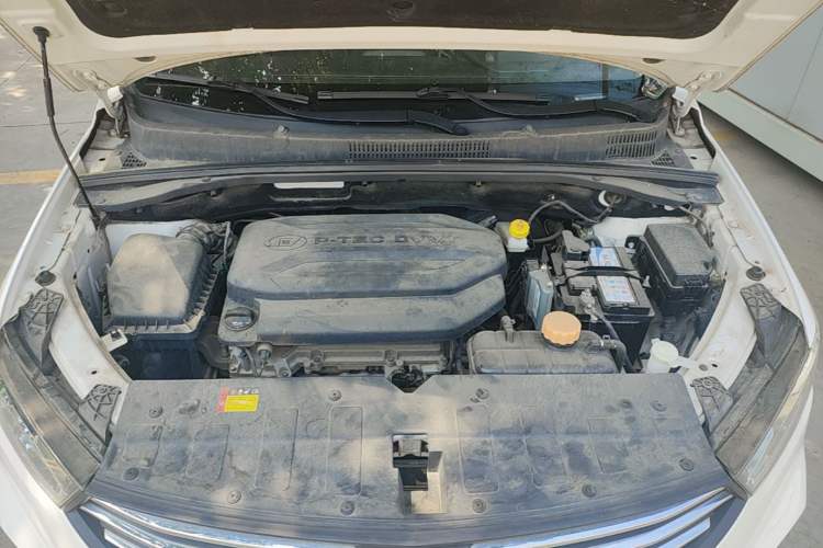Used Baojun 360 2018 1.5L Manual Elite Version National V Engine Bay