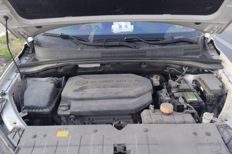 Used Baojun 360 2018 1.5L Automatic Luxury Version China V Engine Bay
