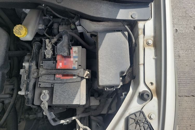Used Baojun 360 2018 1.5L Automatic Luxury Version China V Engine Bay Left