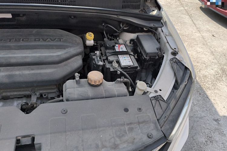 Used Baojun 360 2018 1.5L Automatic Luxury Version China V Engine Bay Left