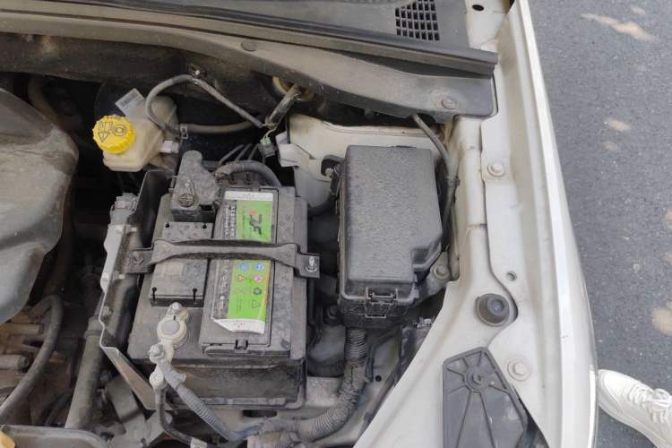 Used Baojun 360 2018 1.5L Manual Luxury Edition China V Engine Bay Left
