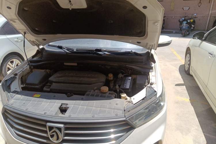 Used Baojun 360 2018 1.5L Manual Elite Version National V Engine Bay Left