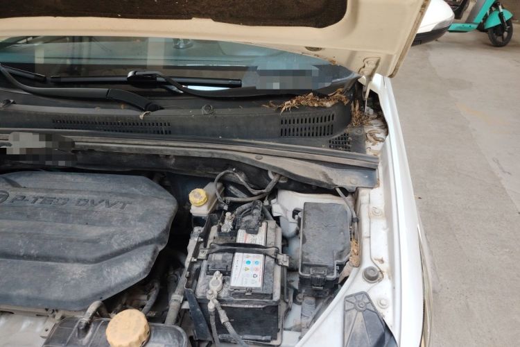 Used Baojun 360 2018 1.5L Manual Elite Version National V Engine Bay Left