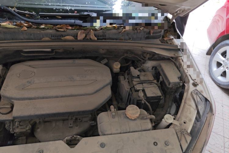 Used Baojun 360 2018 1.5L Manual Luxury Edition China V Engine Bay Left