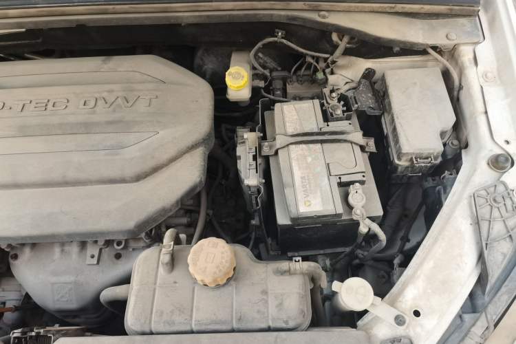Used Baojun 360 2018 1.5L Automatic Luxury Version China V Engine Bay Left