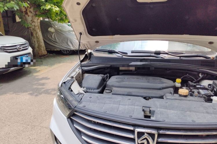 Used Baojun 360 2018 1.5L Automatic Luxury Version China V Engine Bay Right