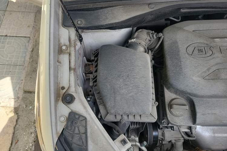 Used Baojun 360 2018 1.5L Automatic Luxury Version China V Engine Bay Right