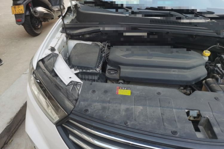 Used Baojun 360 2018 1.5L Automatic Luxury Version China V Engine Bay Right