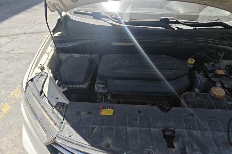 Used Baojun 360 2018 1.5L Manual Luxury Edition China V Engine Bay Right