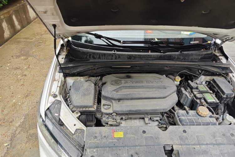 Used Baojun 360 2018 1.5L Manual Luxury Edition China V Engine Bay Right