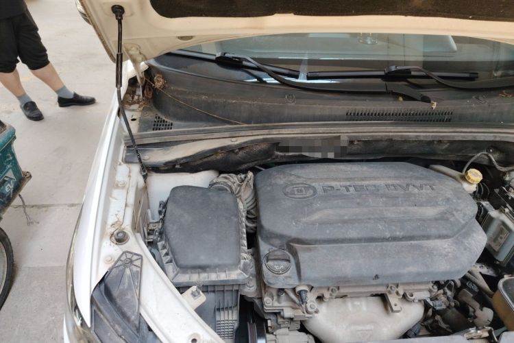 Used Baojun 360 2018 1.5L Manual Elite Version National V Engine Bay Right