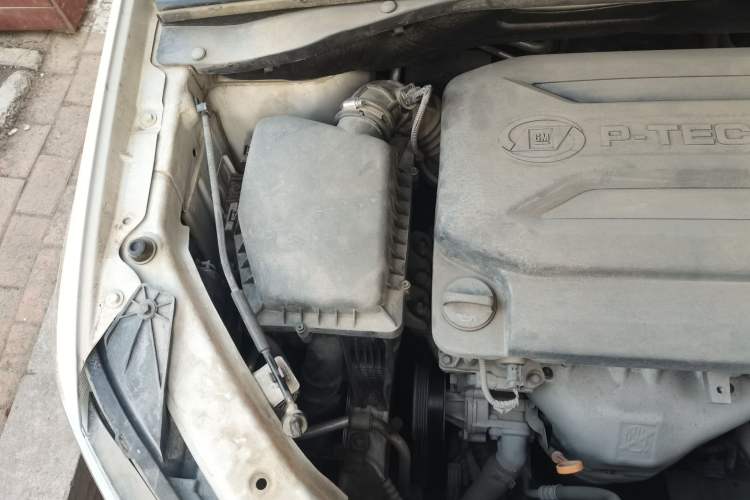 Used Baojun 360 2018 1.5L Automatic Luxury Version China V Engine Bay Right
