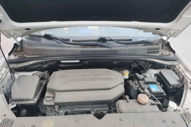 Used Baojun 360 2018 1.5L Manual Elite Version National V Engine Bay