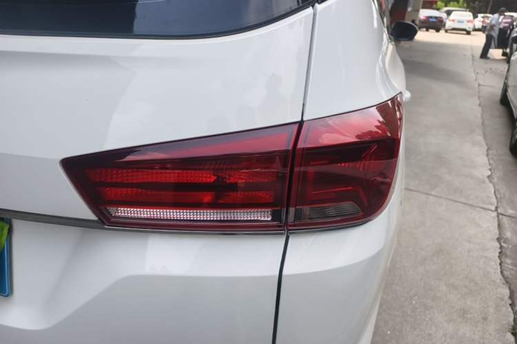 Used Baojun 360 2018 1.5L Automatic Elite Version National V Exterior 3