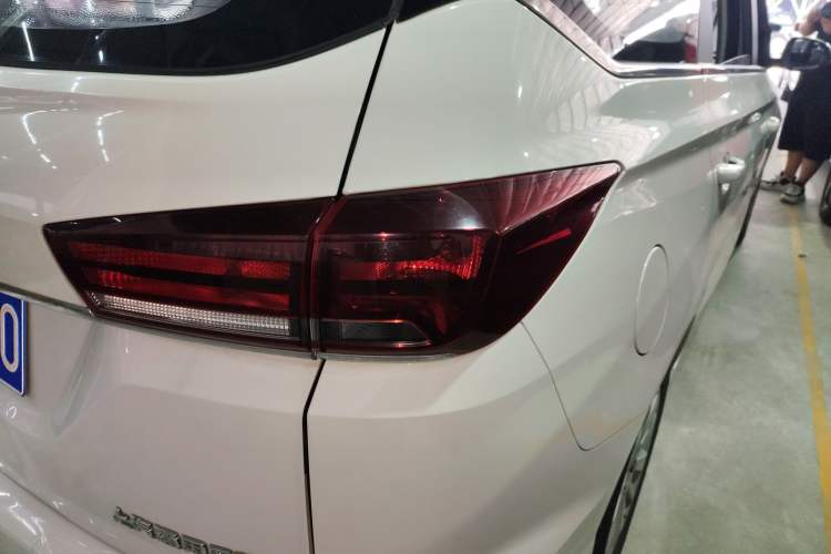 Used Baojun 360 2018 1.5L Automatic Elite Version National V Exterior 6