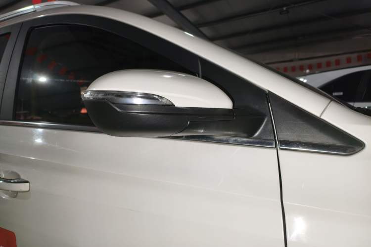 Used Baojun 360 2018 1.5L Automatic Luxury Version China V Exterior 6